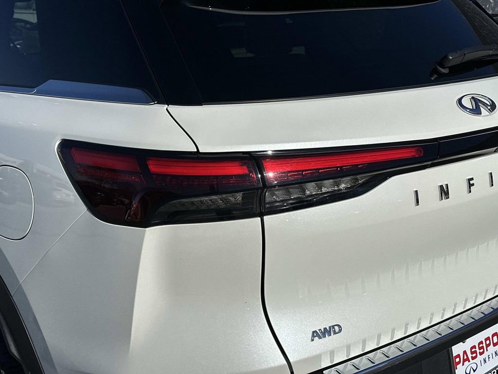 Used 2023 INFINITI QX60 Luxe w/ Cargo Package image 9