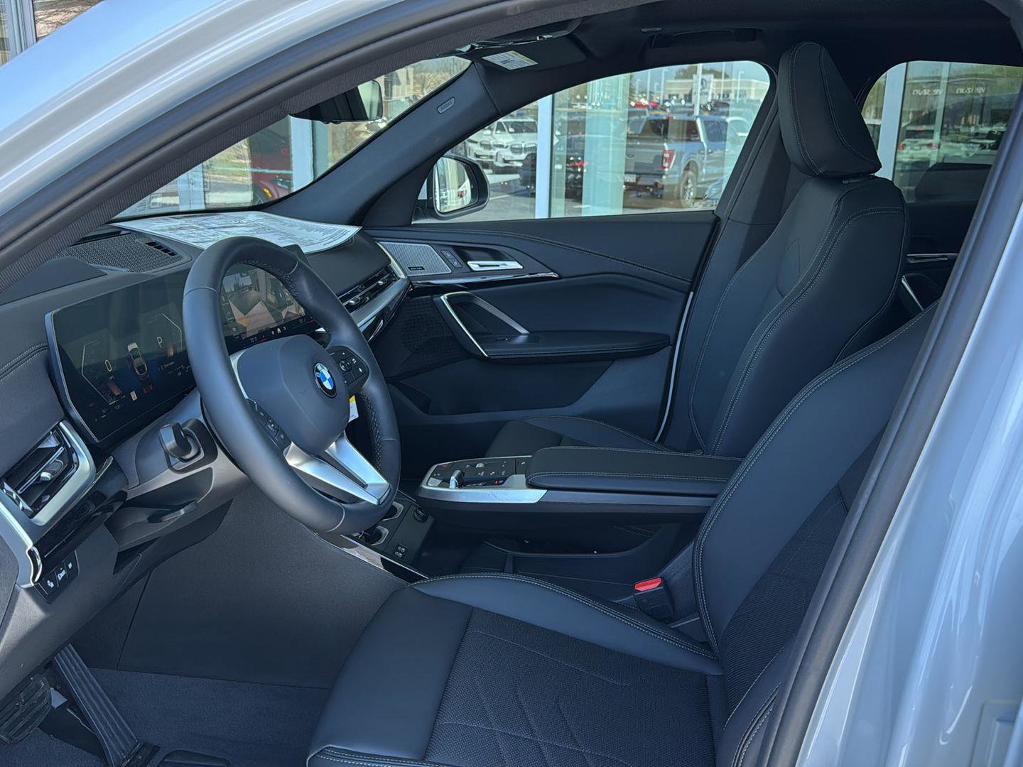 New 2026 BMW X2 xDrive28i w/ Technology Package AWD/4WD image 8