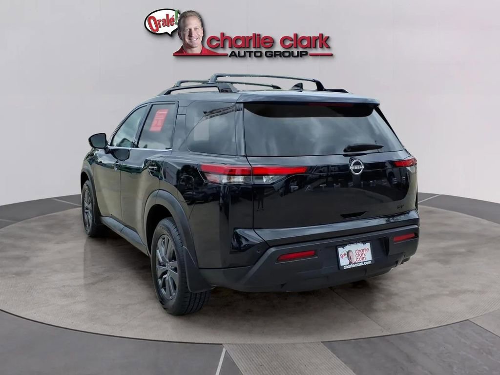 Used 2023 Nissan Pathfinder SV w/ Black Appearance Package image 3