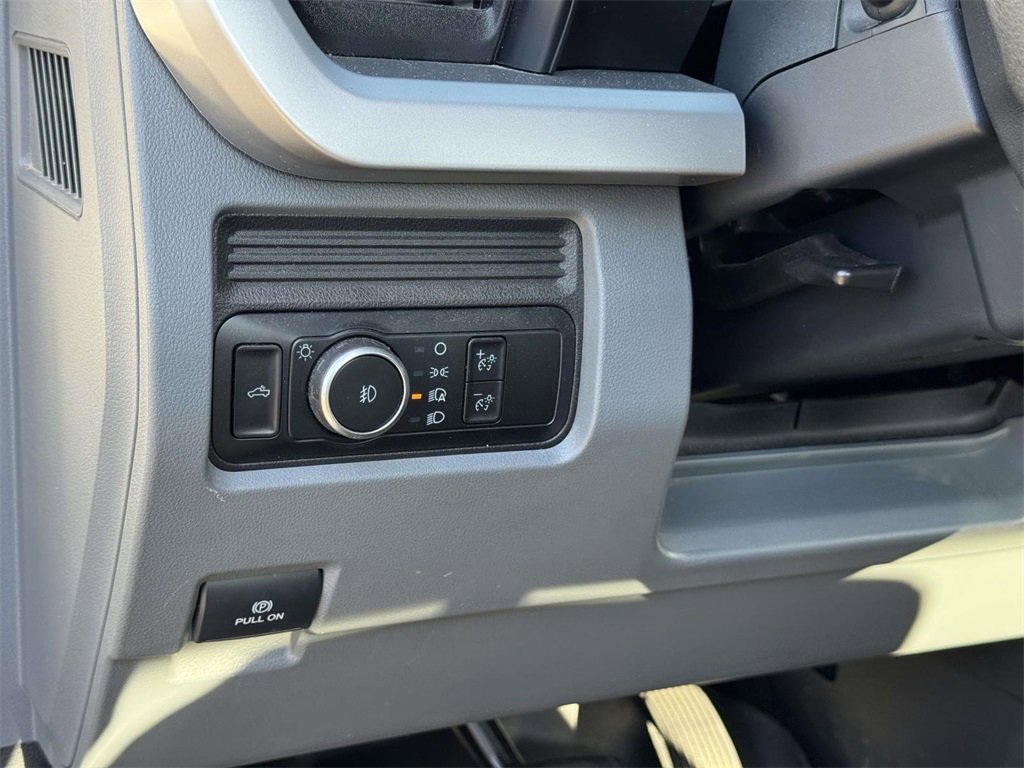 Used 2023 Ford F250 XL w/ STX Appearance Package image 9