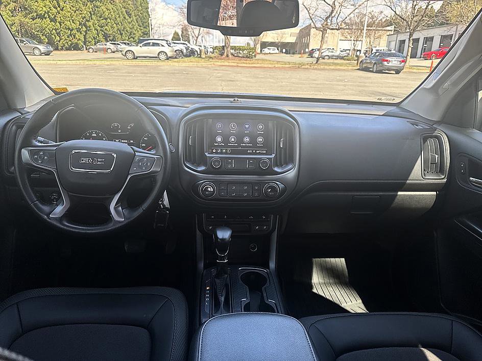 Used 2022 GMC Canyon AT4 image 18