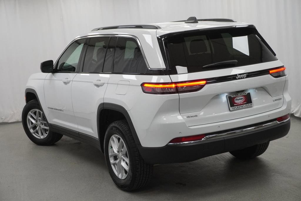 Used 2025 Jeep Grand Cherokee Laredo X AWD/4WD image 12