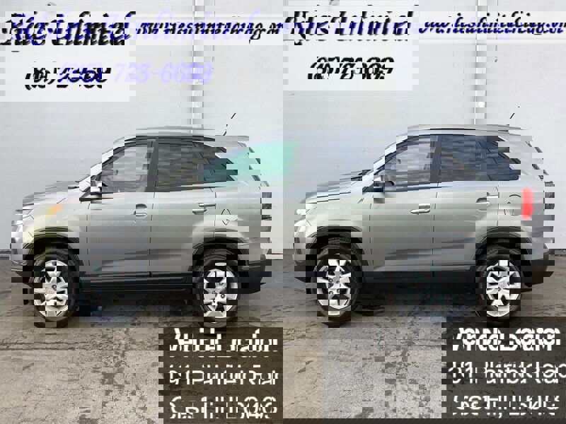 Used 2011 Kia Sorento LX image 3