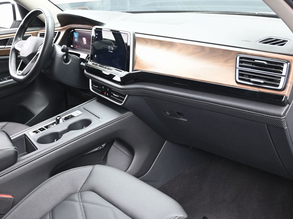 Used 2024 Volkswagen Atlas SE image 35