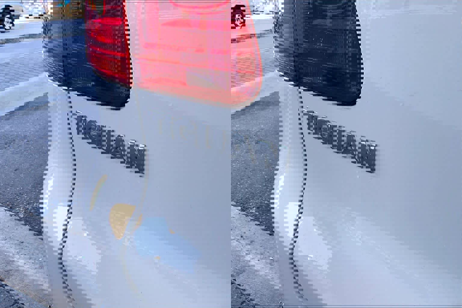 Used 2017 Volkswagen Tiguan Wolfsburg Edition image 32