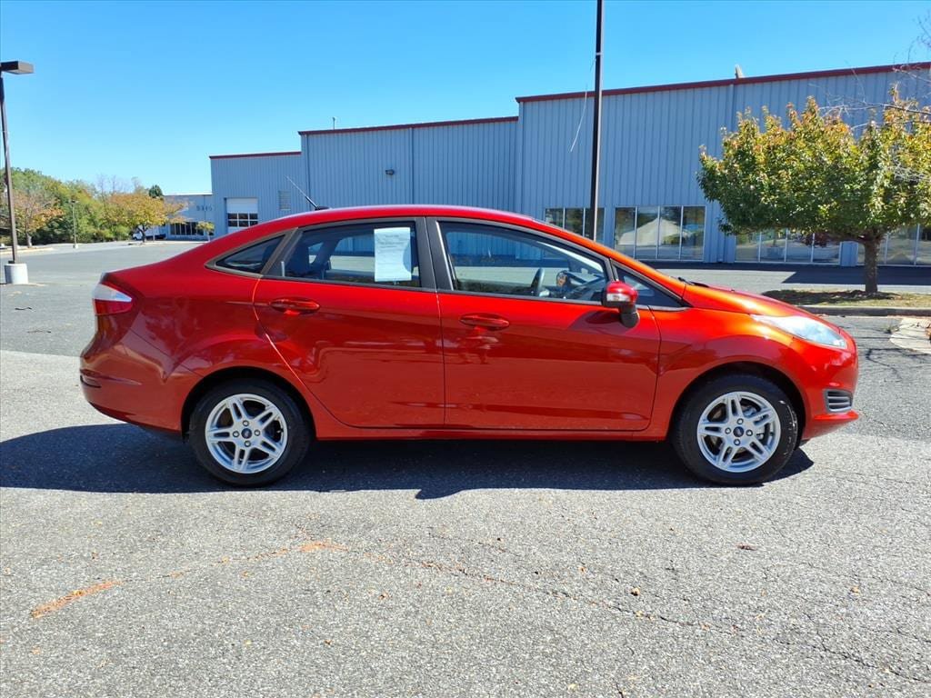 Used 2019 Ford Fiesta SE w/ Cold Weather Package FWD image 3