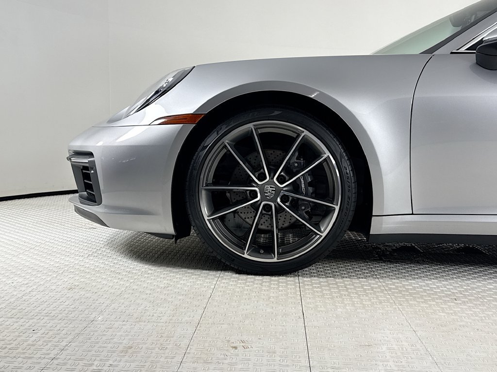 Certified 2024 Porsche 911 Carrera RWD image 28