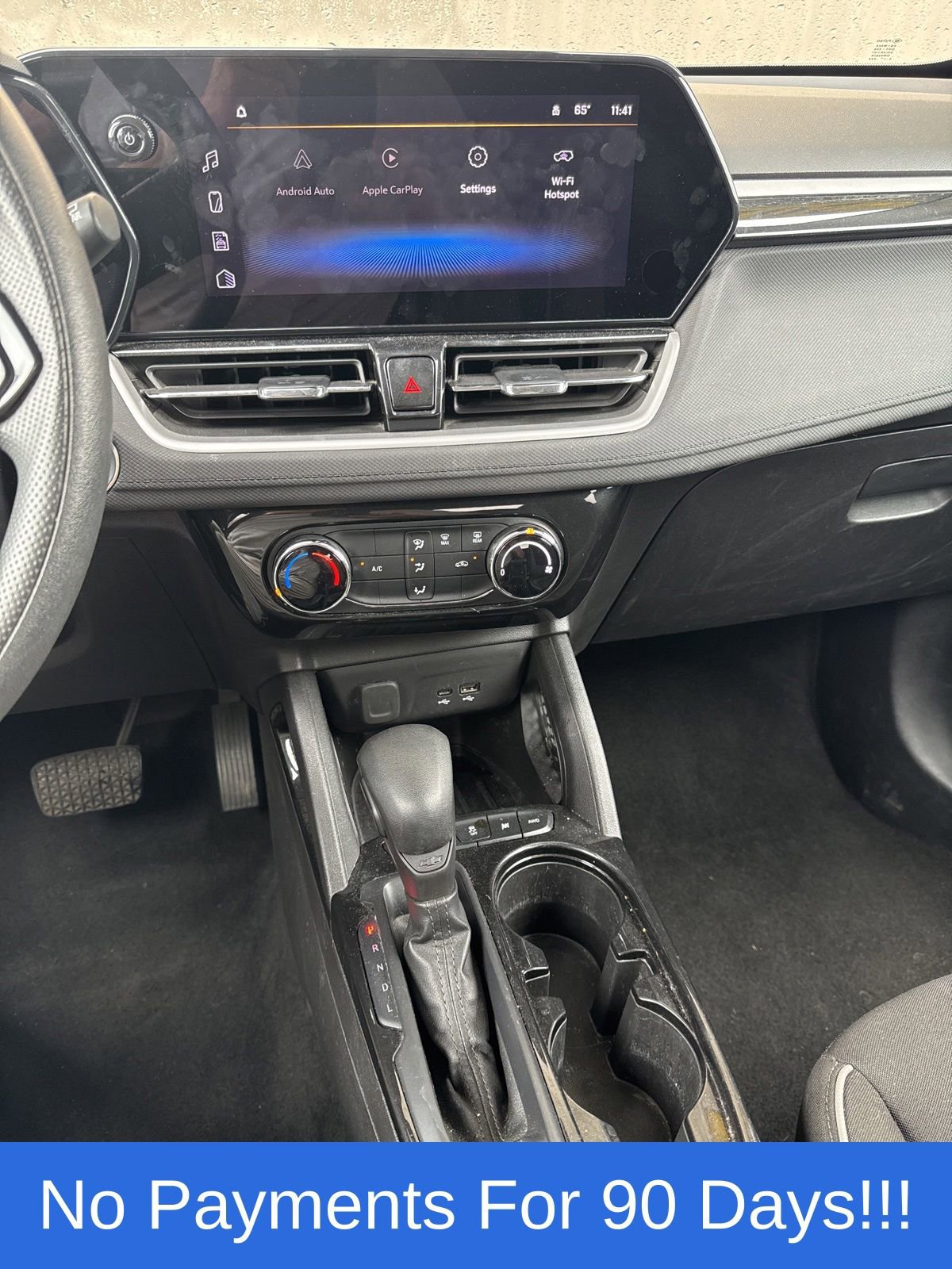 Used 2025 Chevrolet TrailBlazer LT AWD/4WD image 17