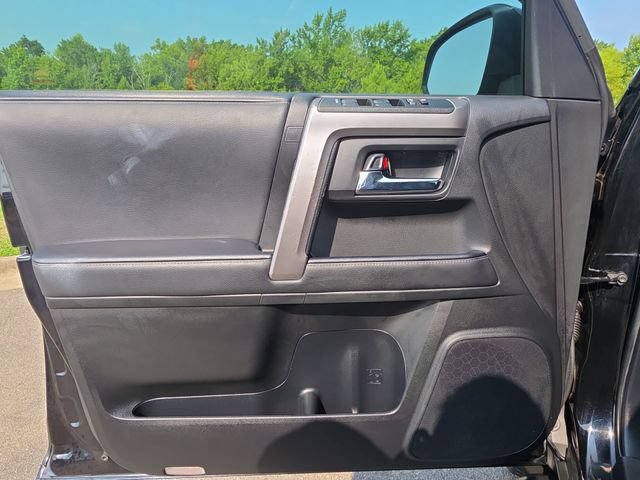 Used 2020 Toyota 4Runner SR5 RWD image 26