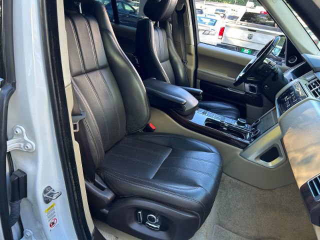 Used 2016 Land Rover Range Rover HSE image 28