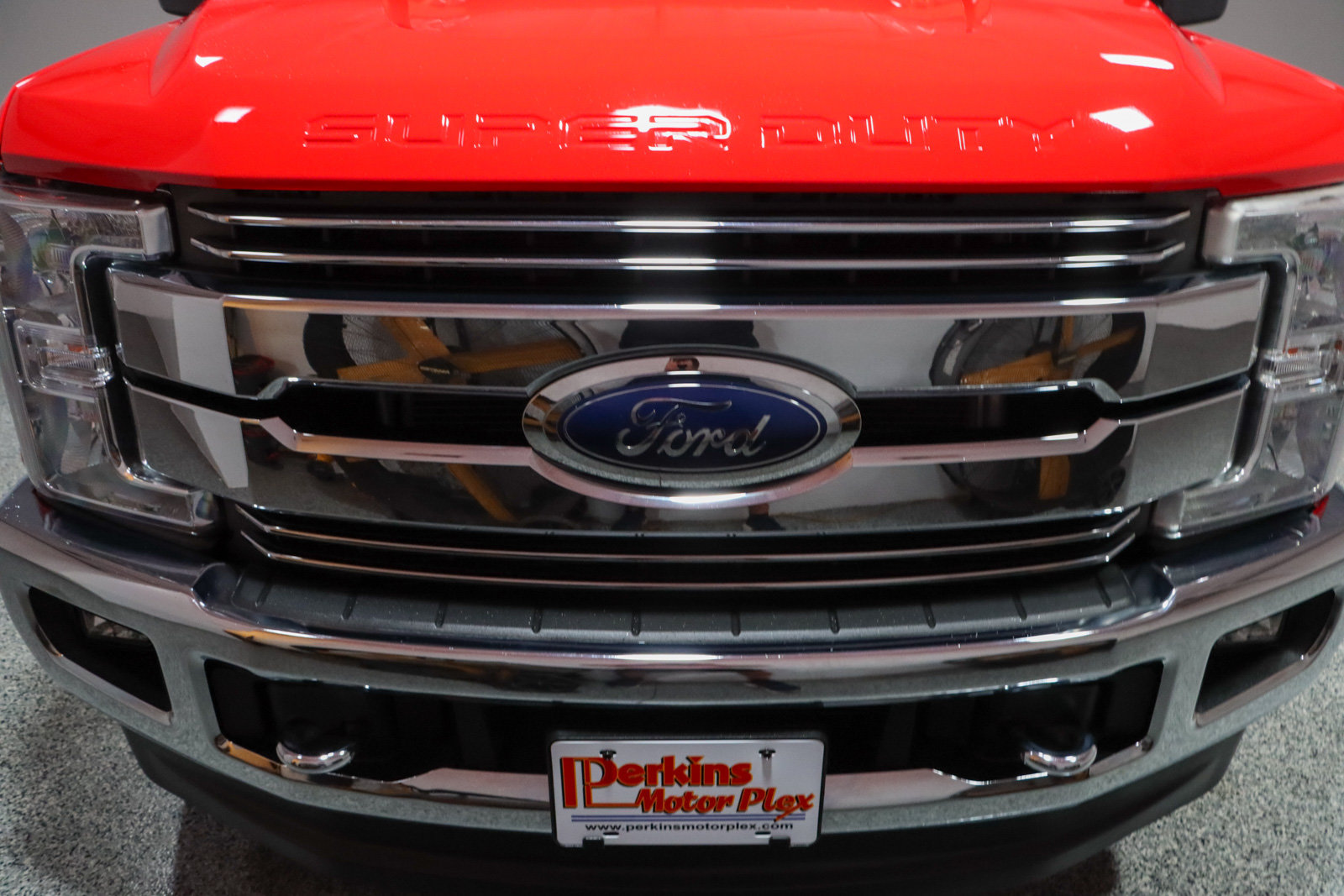 Used 2017 Ford F250 Lariat w/ Chrome Package AWD/4WD image 4