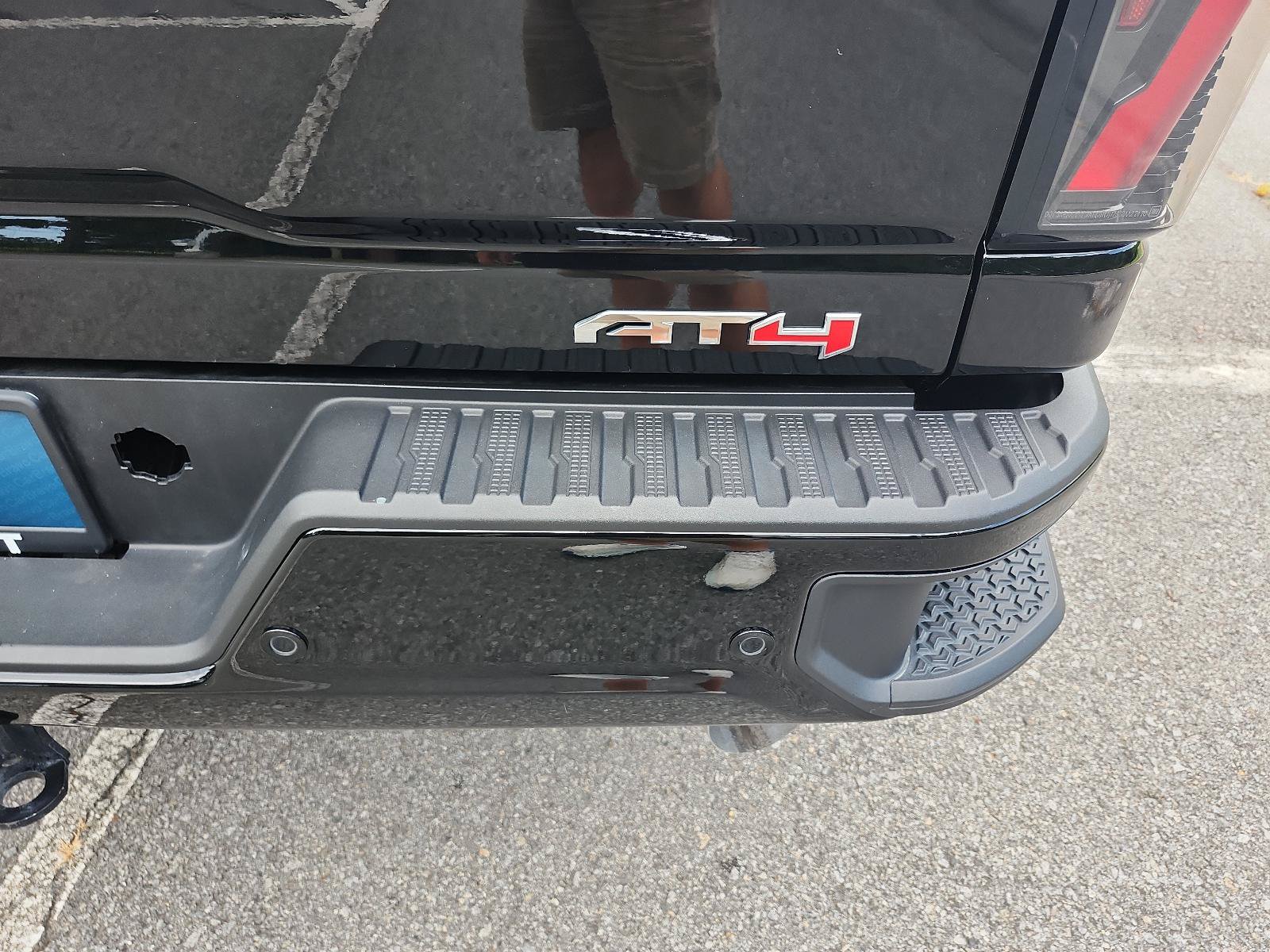 Certified 2025 GMC Sierra 2500 AT4 w/ AT4 Premium Plus Package AWD/4WD image 5