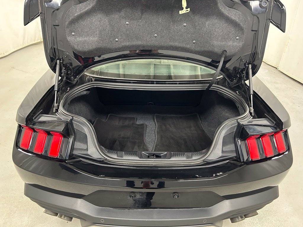 Used 2024 Ford Mustang GT Premium w/ GT Performance Package RWD image 11
