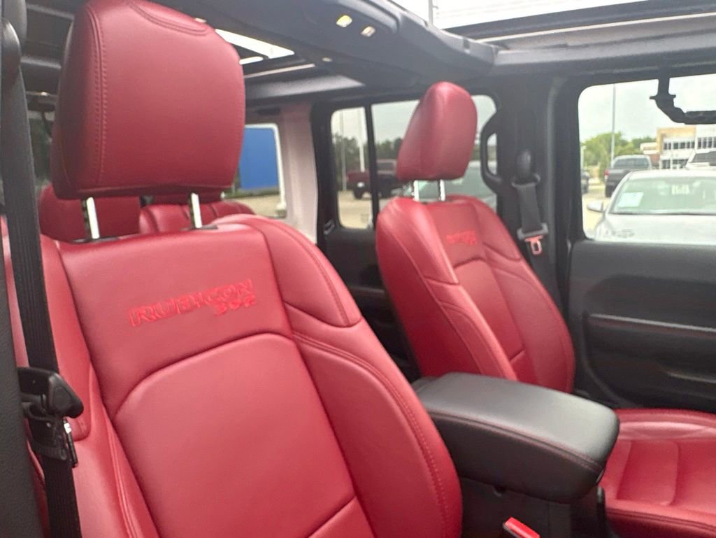 Used 2024 Jeep Wrangler Unlimited Rubicon 392 AWD/4WD image 27