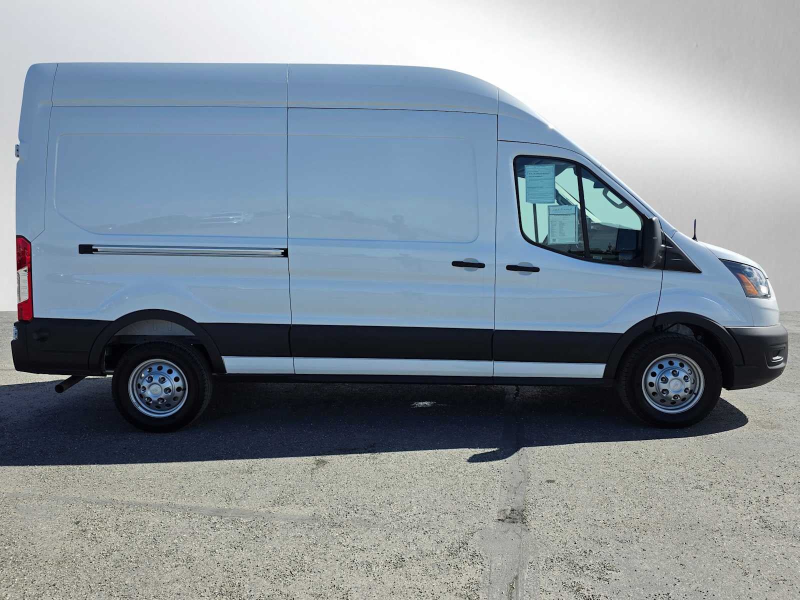 Used 2026 Ford Transit 350 148 High Roof AWD image 2