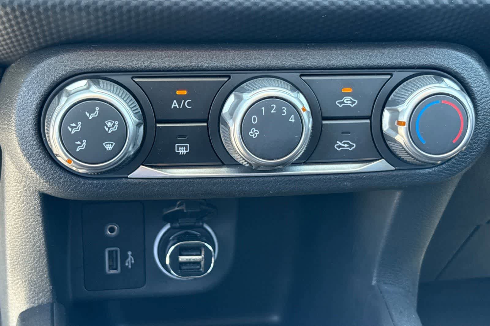 Used 2023 Nissan Kicks S w/ Interior Electronics Package FWD image 23