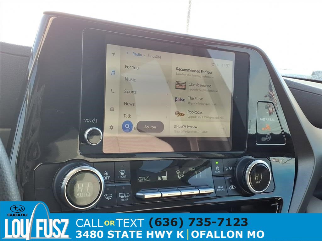 Used 2023 Toyota Highlander L image 11