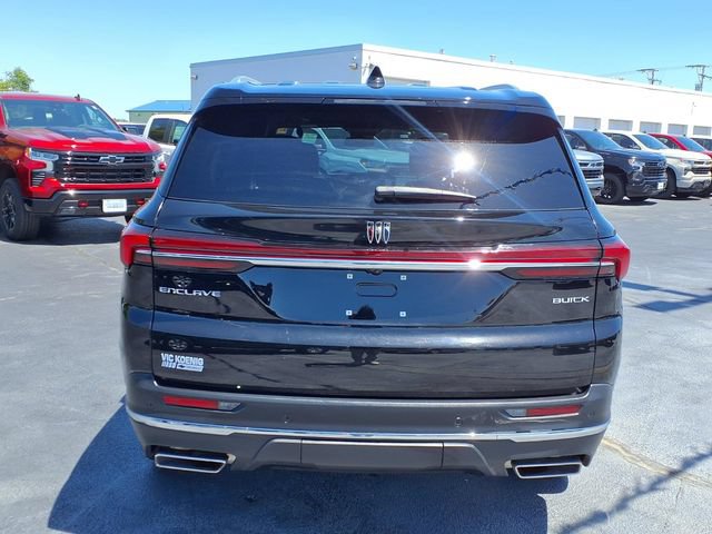 Used 2025 Buick Enclave Preferred FWD image 4
