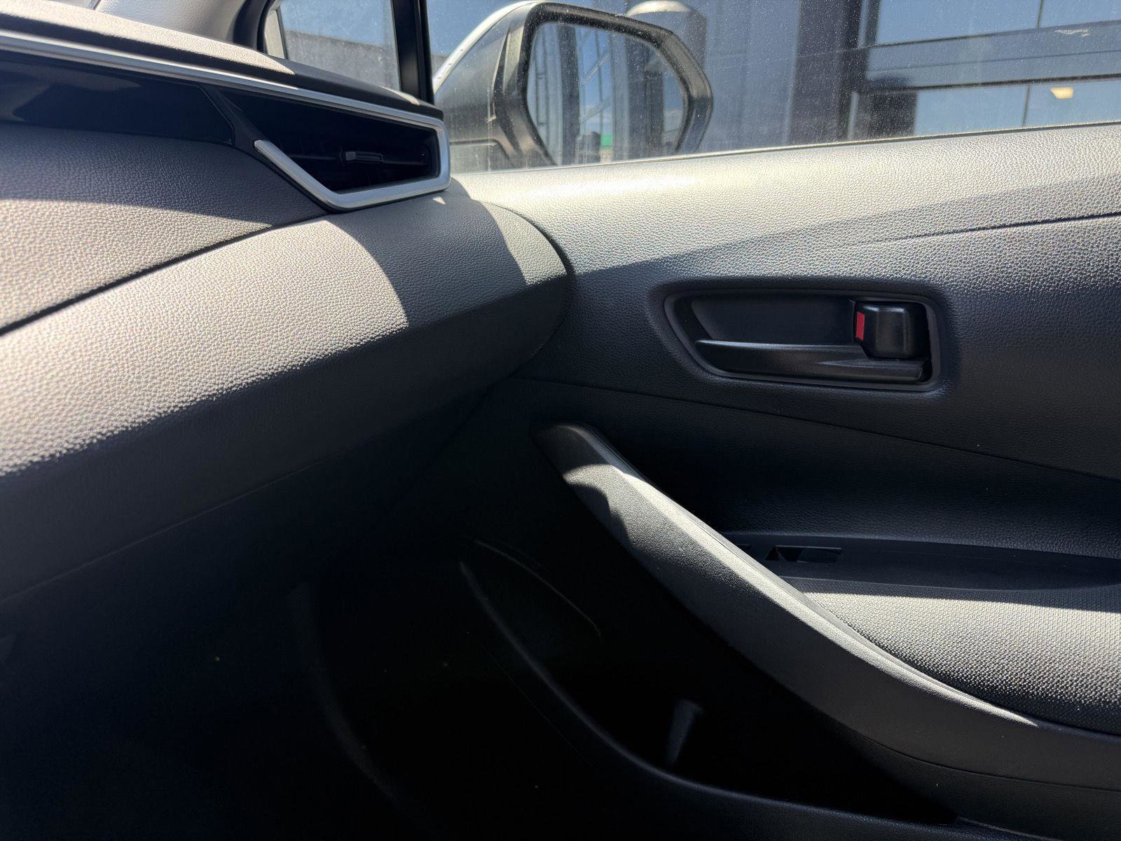 Used 2024 Toyota Corolla LE FWD image 10