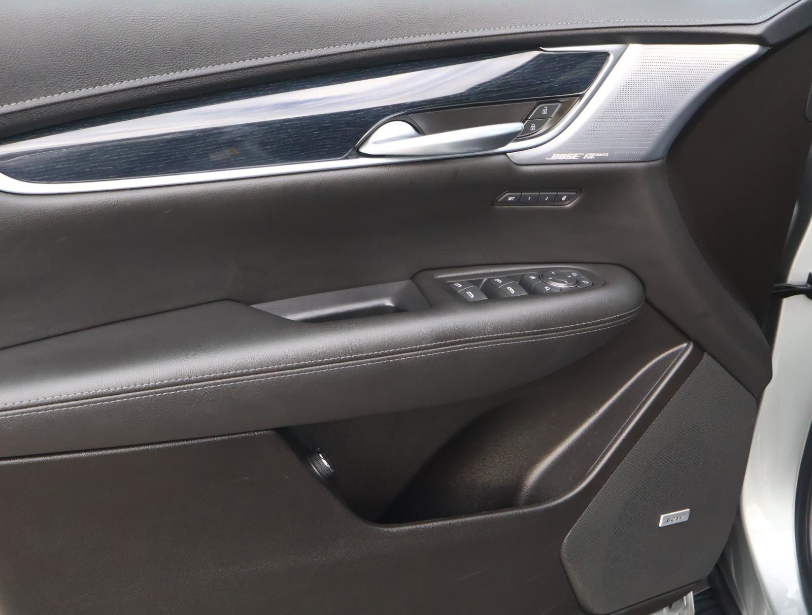 Used 2024 Cadillac XT5 Premium Luxury image 21