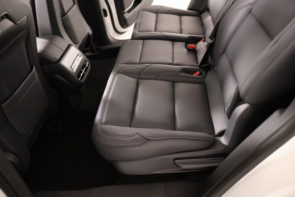 New 2026 Lincoln Nautilus Premier w/ Equipment Group 102A image 12