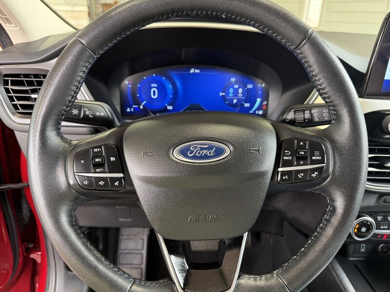 Used 2020 Ford Escape SE Sport FWD image 22