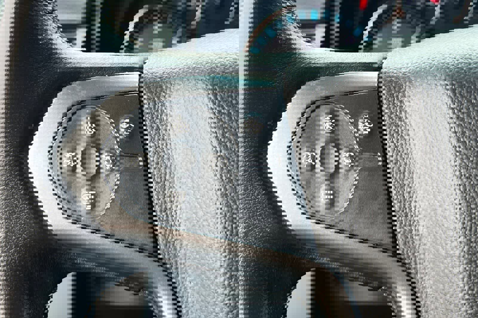 Used 2019 Chevrolet Suburban LT image 33