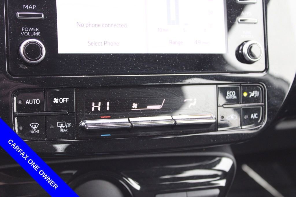 Used 2020 Toyota Prius LE image 37