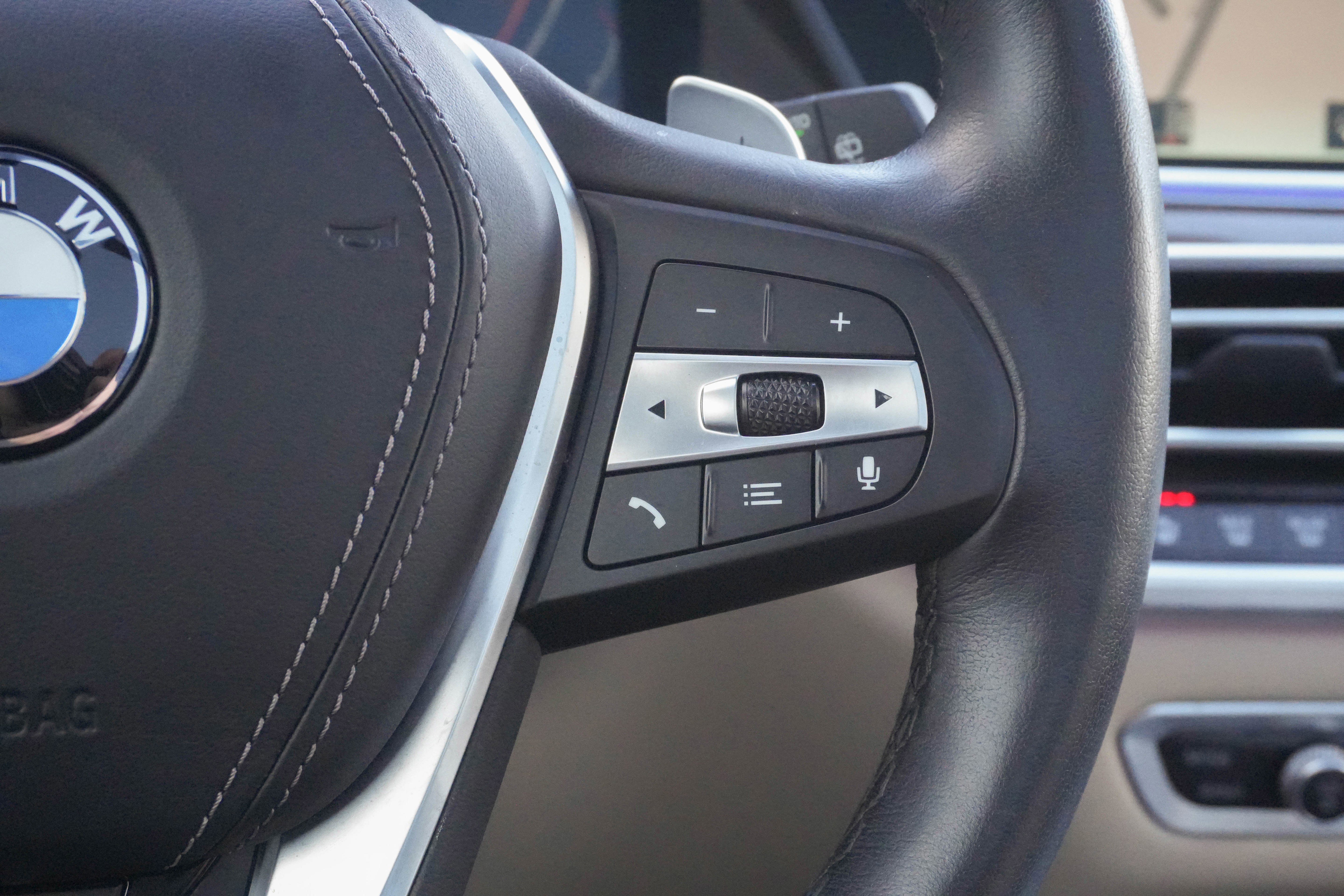 Used 2022 BMW X5 xDrive40i w/ Luxury Seating Package image 16