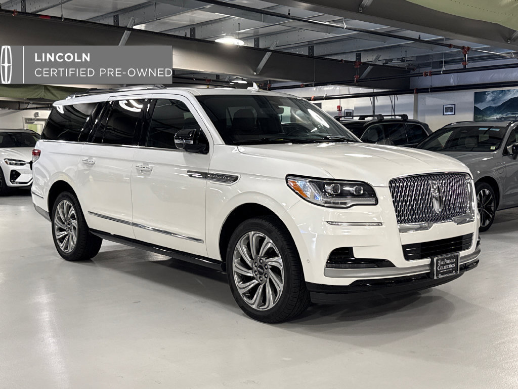 Used 2024 Lincoln Navigator L Reserve AWD/4WD image 1