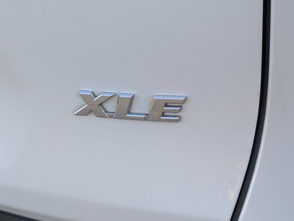 Used 2025 Toyota RAV4 XLE Premium FWD image 35