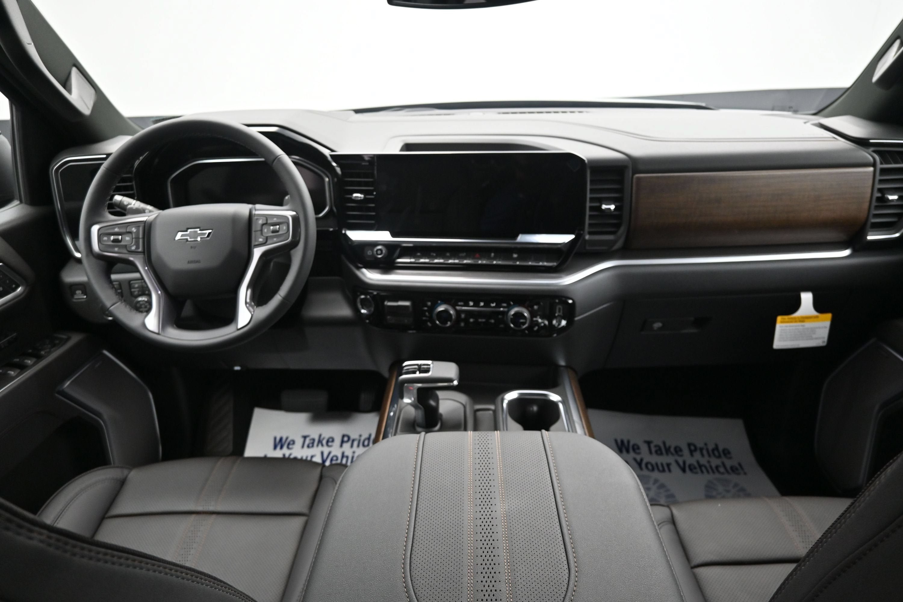 New 2026 Chevrolet Silverado 1500 High Country w/ Midnight Edition AWD/4WD image 24