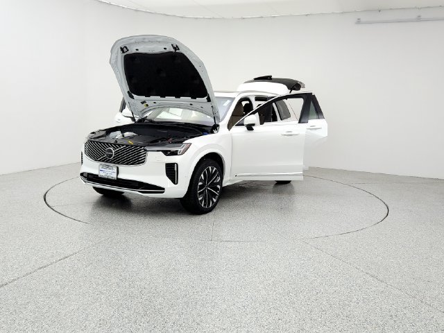 New 2026 Volvo XC90 B6 Plus w/ Protection Package Premier AWD/4WD image 9