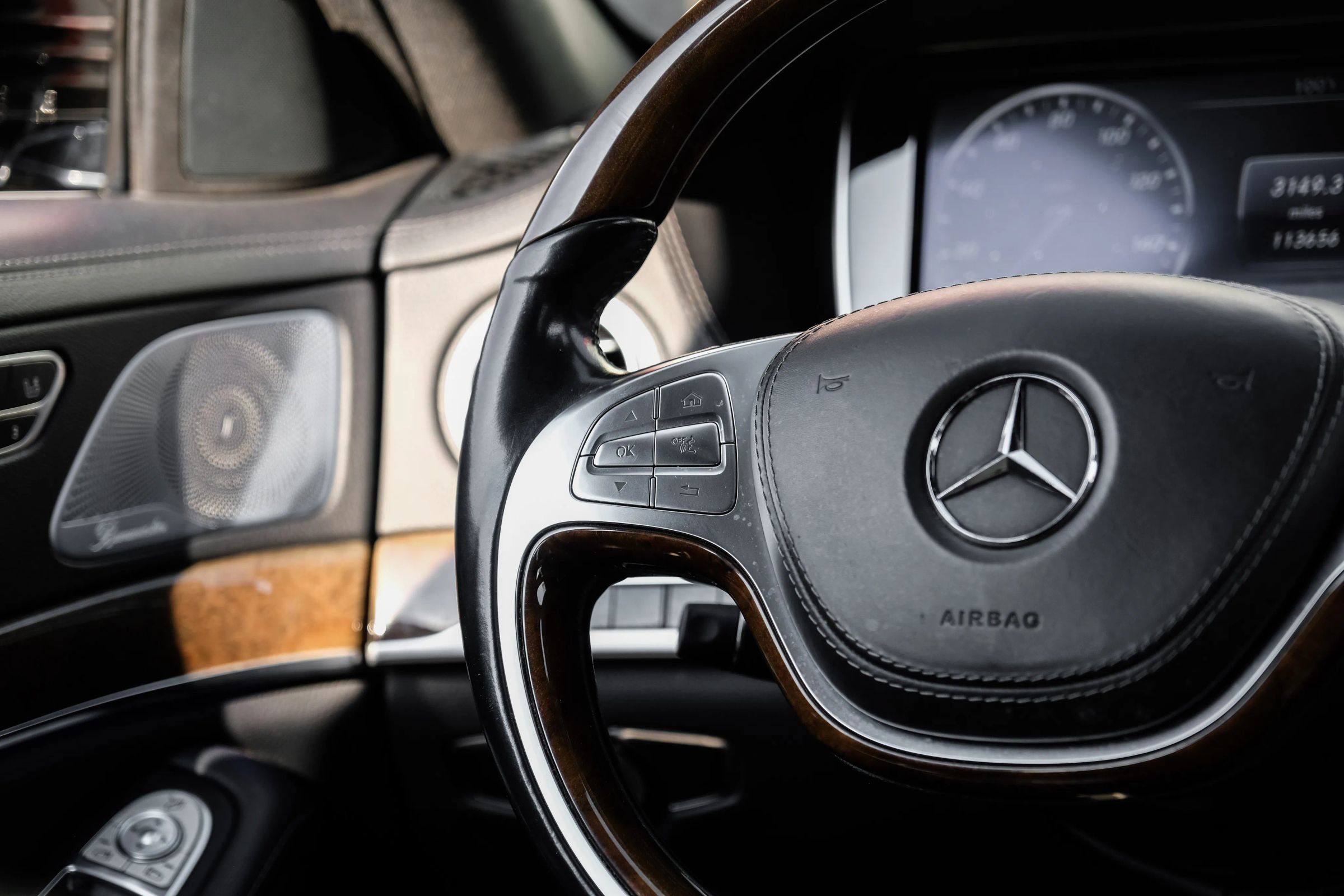 Used 2015 Mercedes-Benz S 550 Sedan image 21
