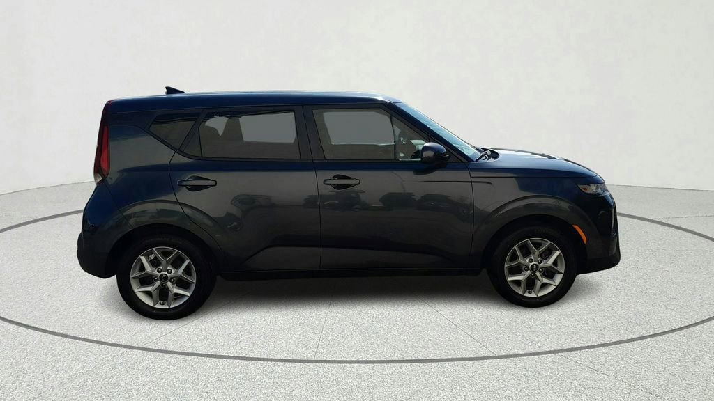 Used 2020 Kia Soul S FWD image 7