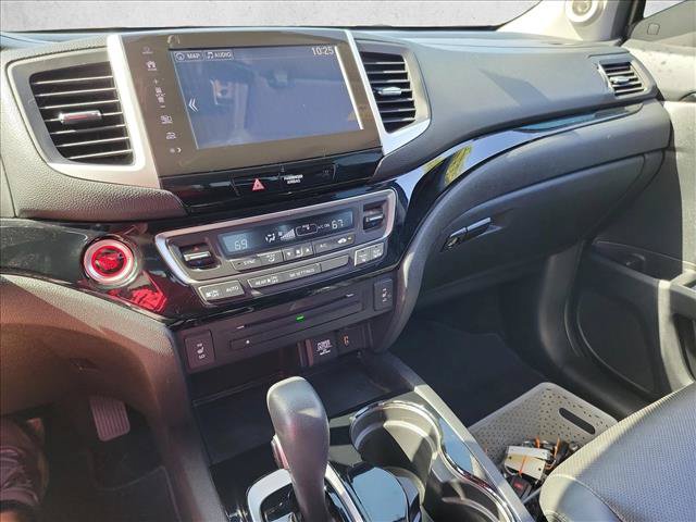 Used 2018 Honda Ridgeline RTL-E image 18