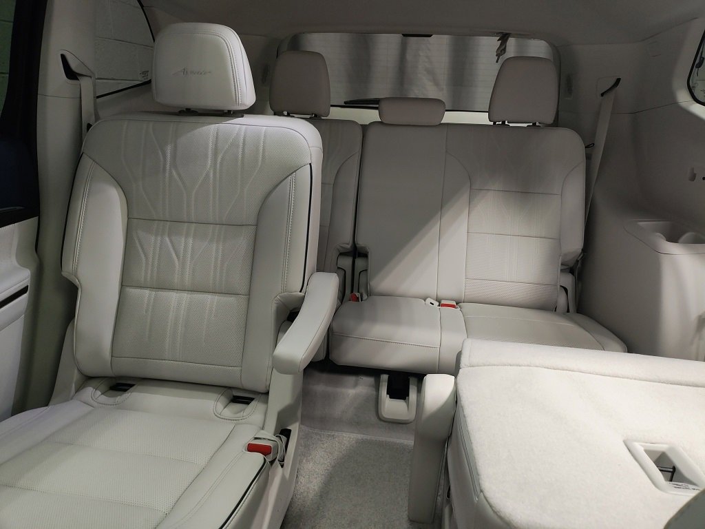New 2026 Buick Enclave Avenir w/ Super Cruise Package image 29