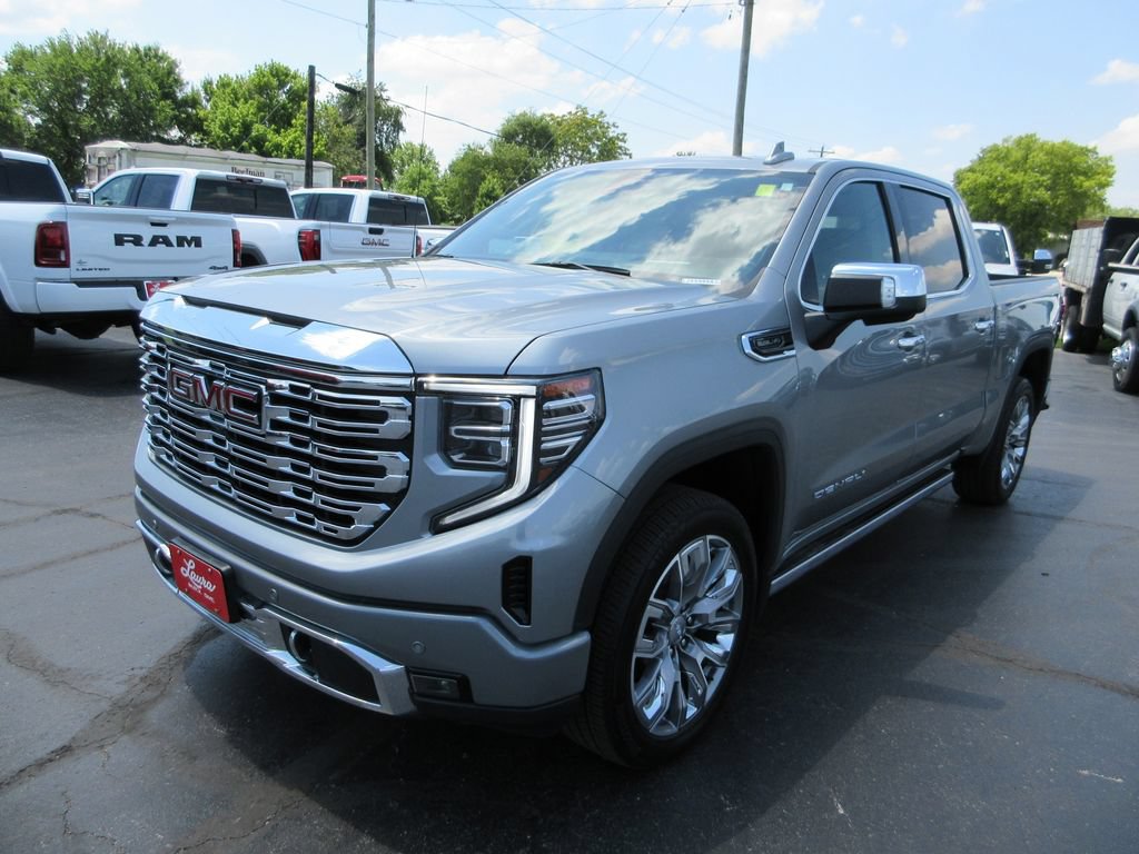 Certified 2024 GMC Sierra 1500 Denali w/ Denali Reserve Package AWD/4WD image 11