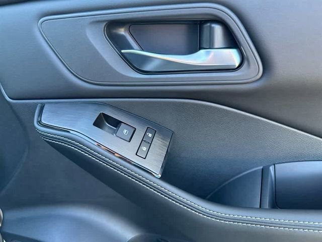 New 2026 Nissan Rogue SV image 26