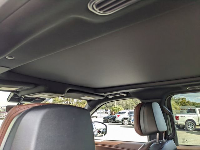 Used 2025 Lincoln Navigator Reserve image 20