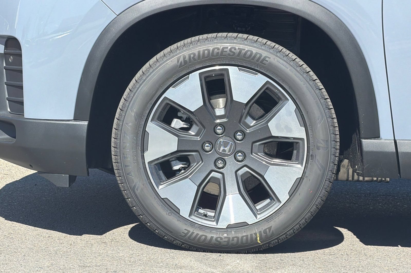 New 2026 Honda Pilot Touring image 32