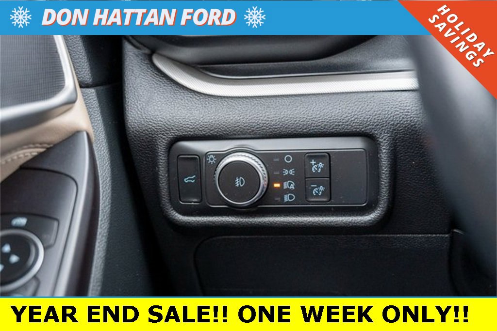 Used 2020 Ford Explorer XLT w/ Equipment Group 202A image 16