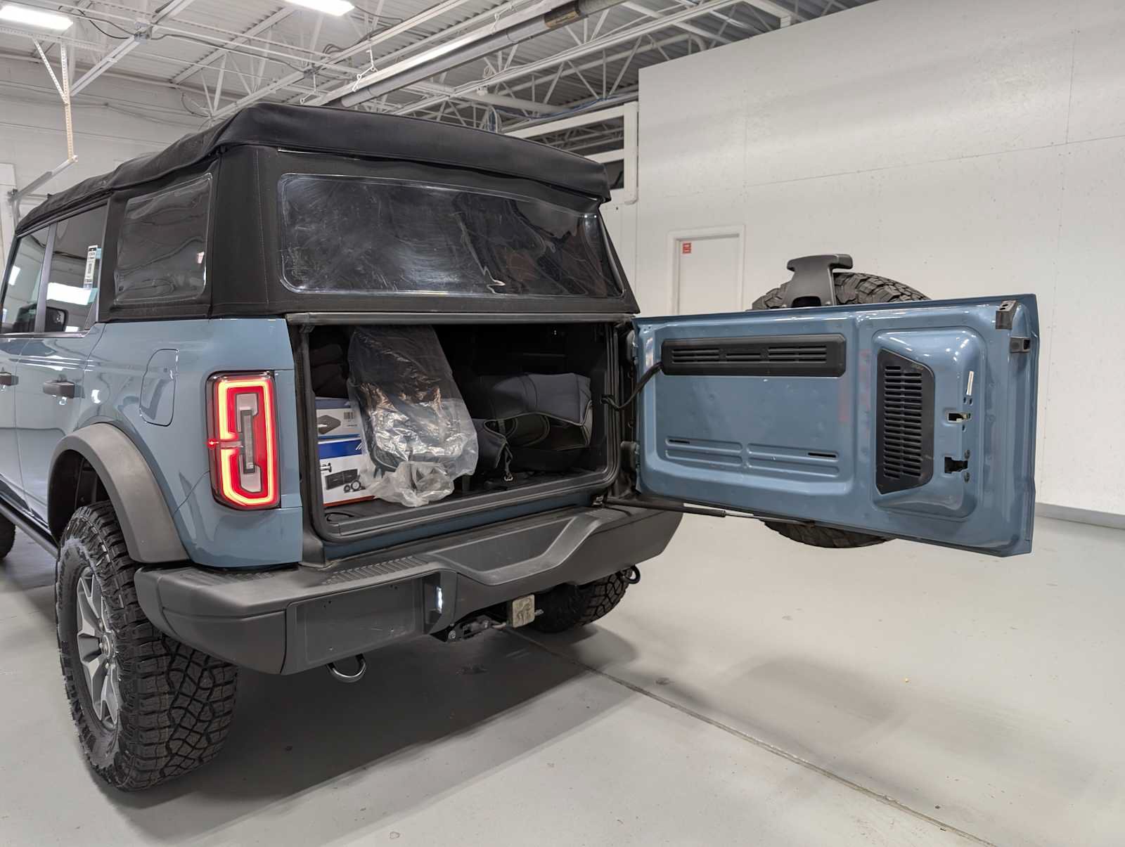 Used 2022 Ford Bronco Badlands AWD/4WD image 37