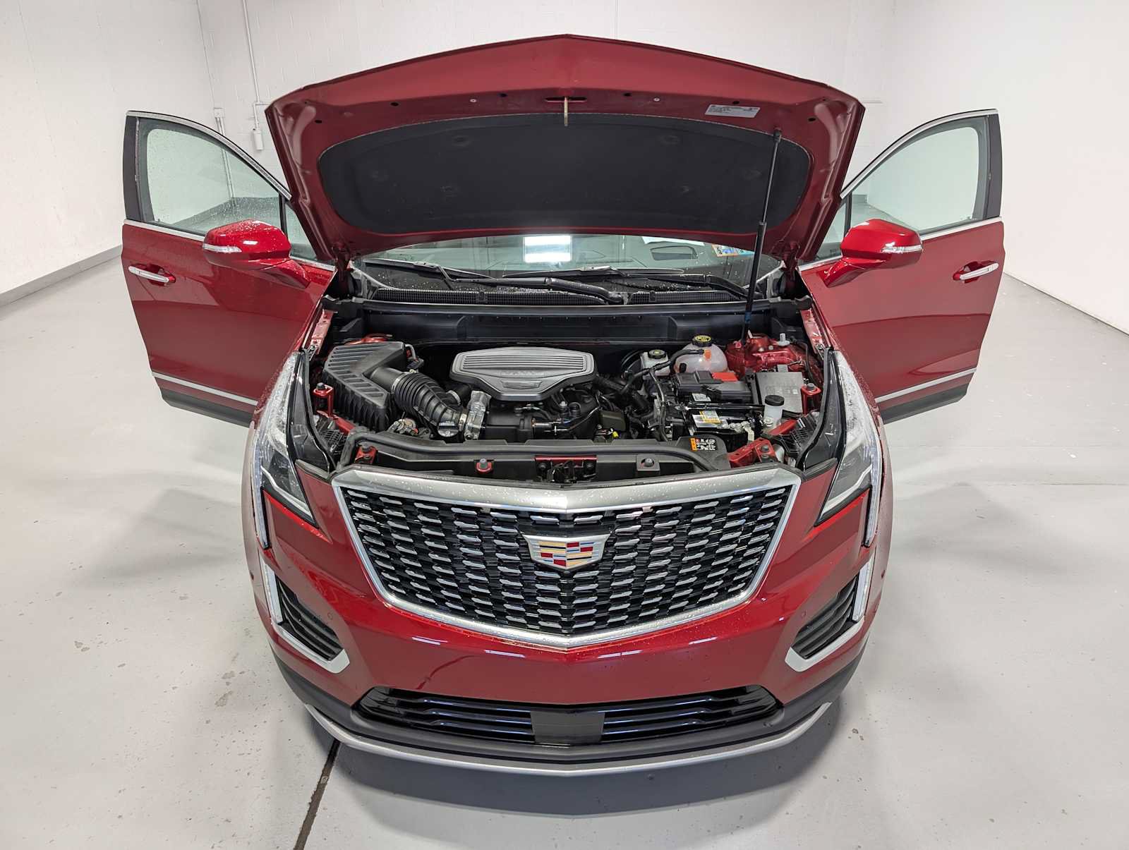 Certified 2023 Cadillac XT5 Premium Luxury w/ Technology Package AWD/4WD image 13