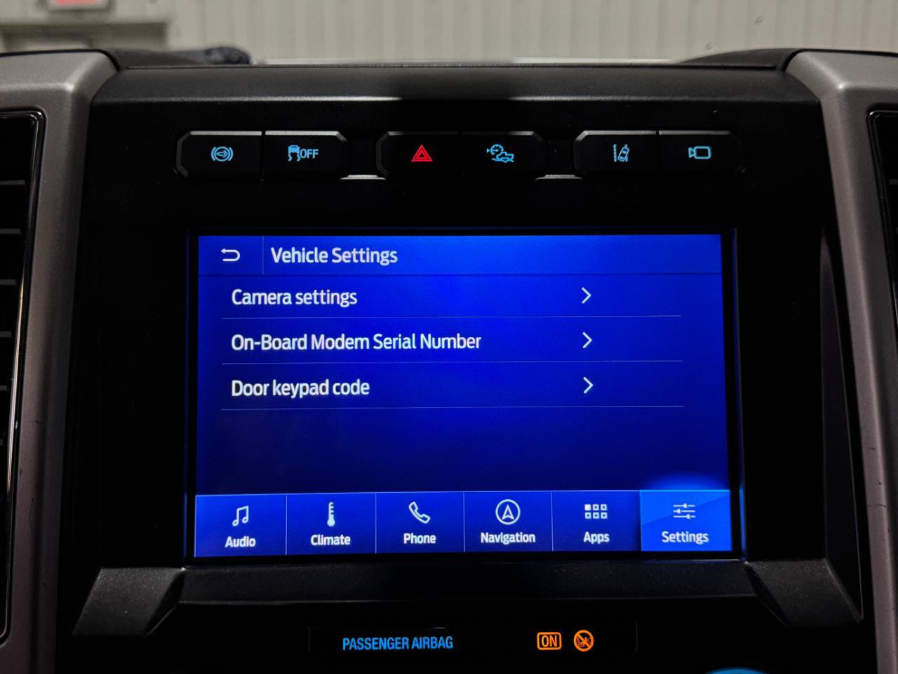 Used 2020 Ford F250 Lariat AWD/4WD image 23