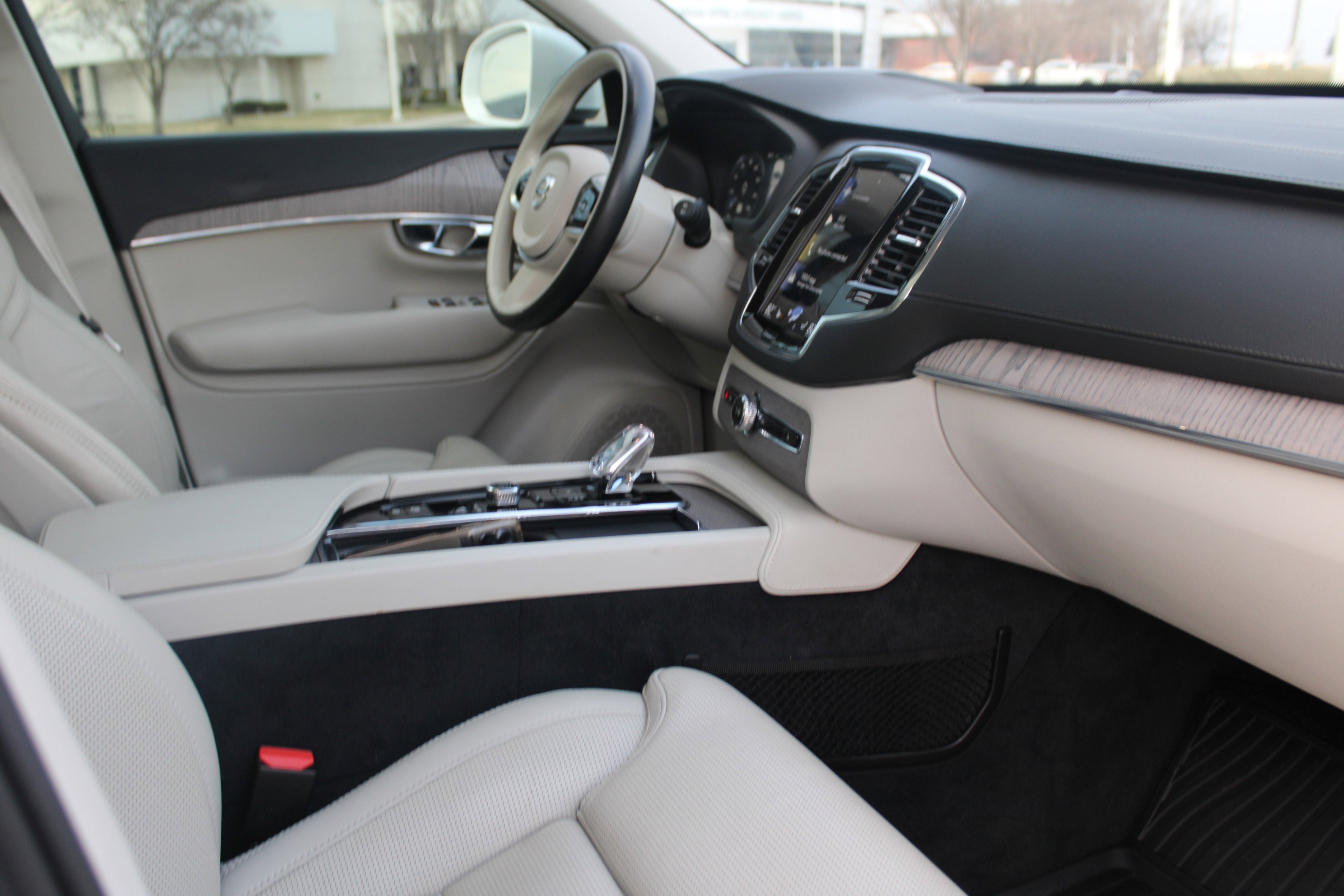 Used 2021 Volvo XC90 T8 Inscription w/ Advanced Package image 48