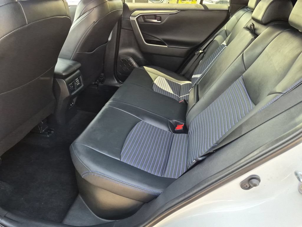 Used 2020 Toyota RAV4 XSE w/ Carpet Mat Package AWD/4WD image 34