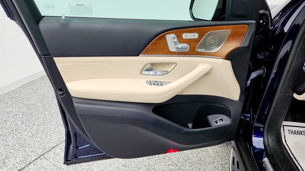 Used 2022 Mercedes-Benz GLE 350 4MATIC image 11