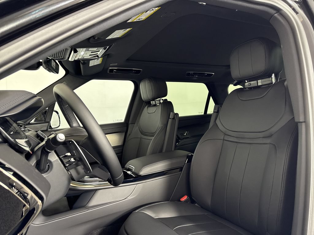 New 2027 Land Rover Range Rover Sport SE AWD/4WD image 5