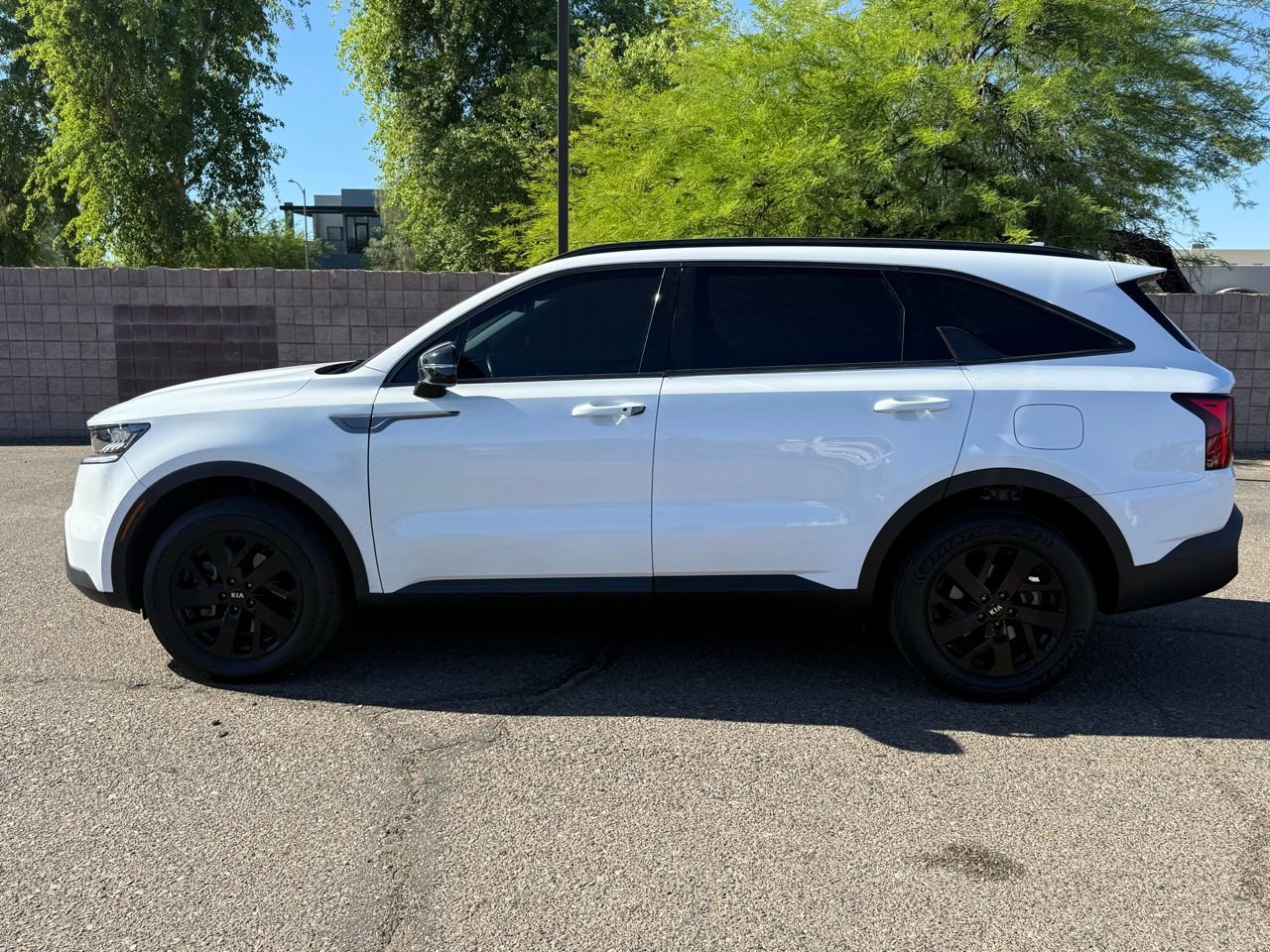 Used 2021 Kia Sorento S w/ Panoramic Sunroof Package image 8
